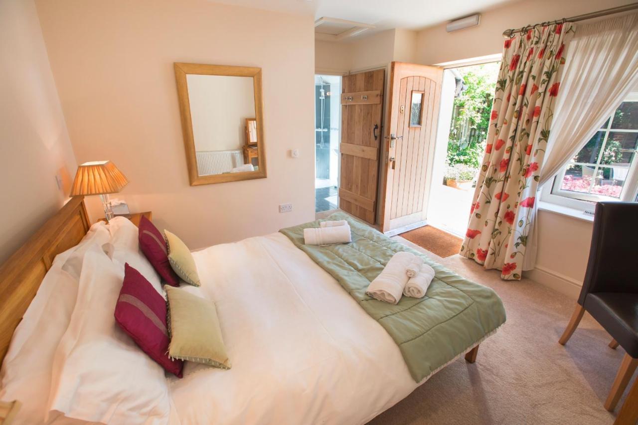 The Old Brewhouse Bed & Breakfast Cirencester Oda fotoğraf