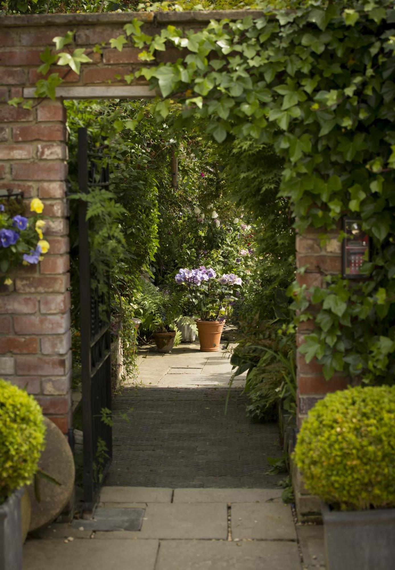 The Old Brewhouse Bed & Breakfast Cirencester Dış mekan fotoğraf