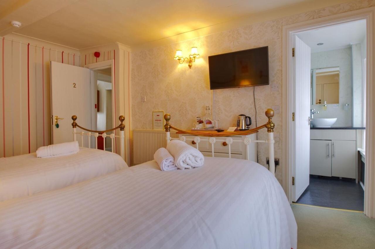 The Old Brewhouse Bed & Breakfast Cirencester Dış mekan fotoğraf