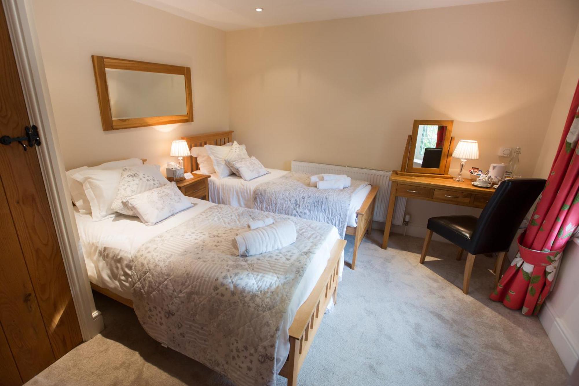 The Old Brewhouse Bed & Breakfast Cirencester Oda fotoğraf